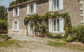 LA LAUJÈRE Chambres d'hôte